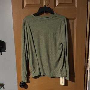 NWT SHEIN Everyday Lightweight Crewneck Long Sleeve Top - Olive Green